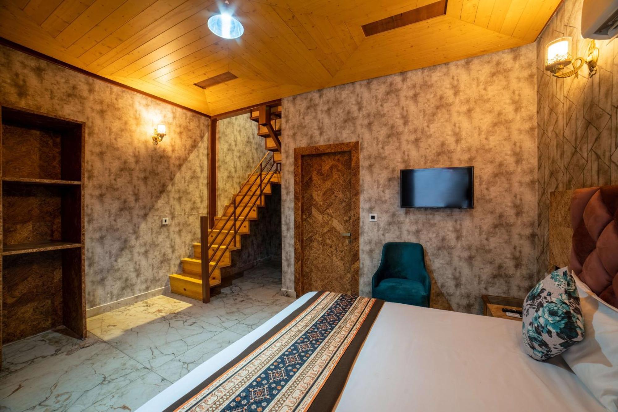 Mudras Grove Resort, Nainital Luaran gambar
